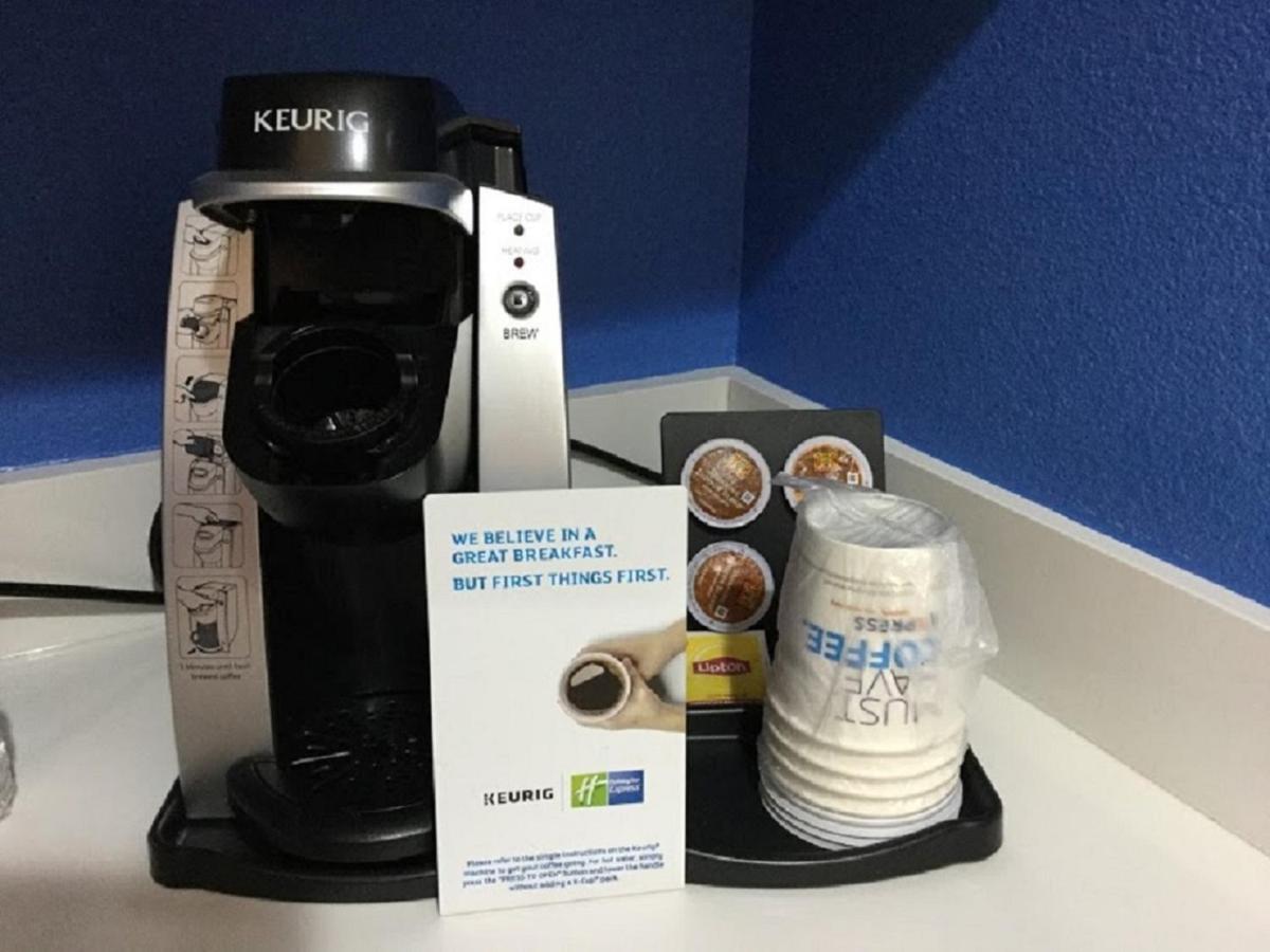 Holiday Inn Express Easton By Ihg Екстер'єр фото